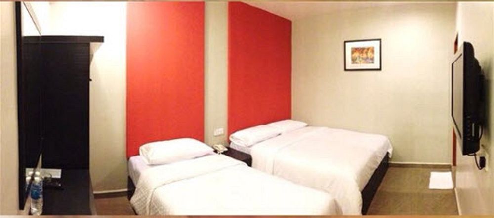 Golden Court - Tun Abdul Razak Hotel