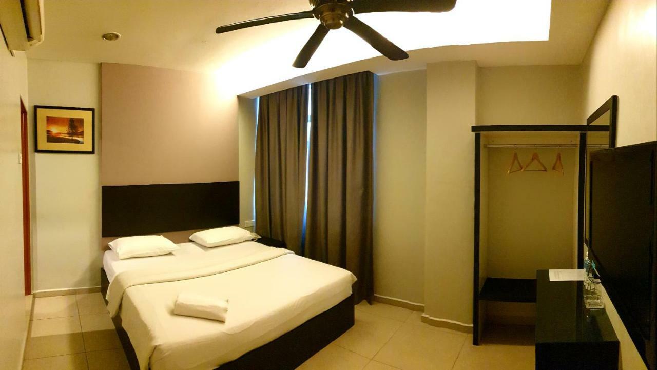 Hotel Golden Court - Tun Abdul Razak