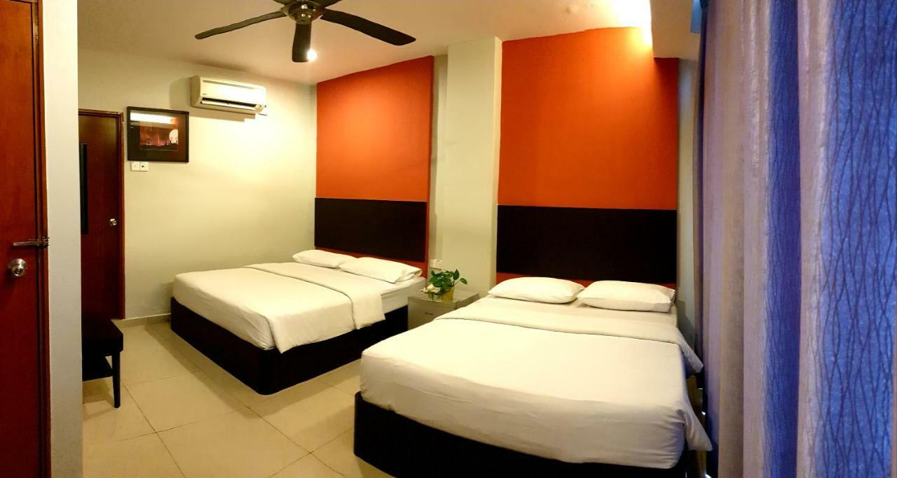 Golden Court - Tun Abdul Razak Hotel